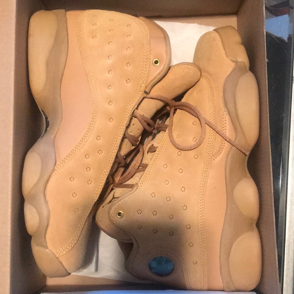 AIR Jordan Retro 13